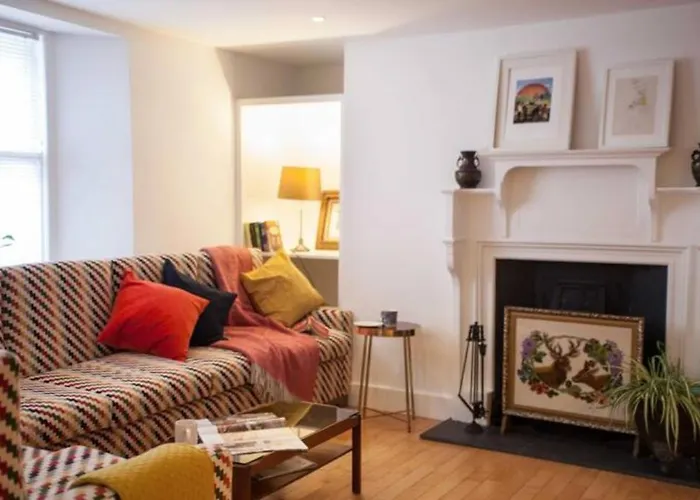 The Historical Harcourt Guest house