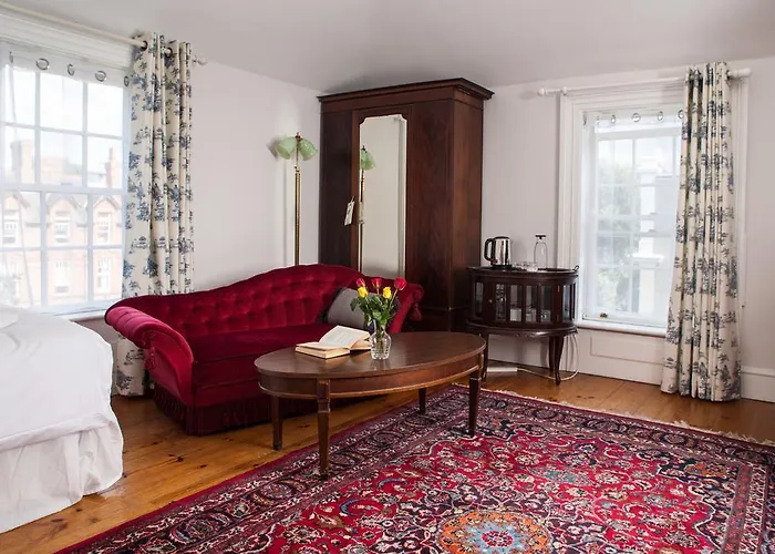 Guest house The Historical Harcourt