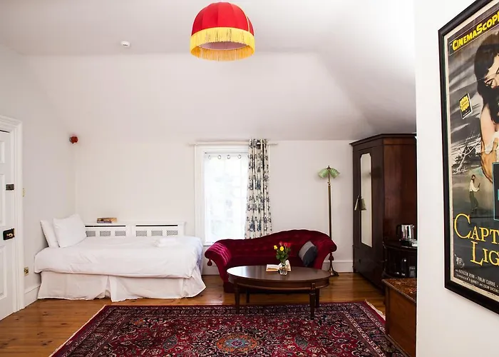 The Historical Harcourt Guest house