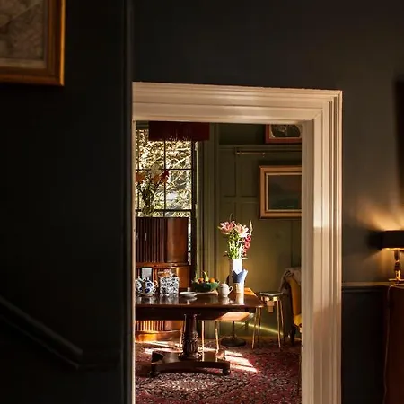 Penzion The Historical Harcourt 4*