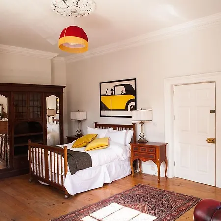 Gasthuis The Historical Harcourt 3*