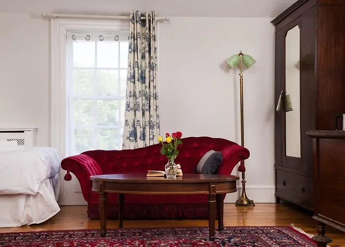 The Historical Harcourt 4*