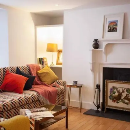 The Historical Harcourt 게스트하우스