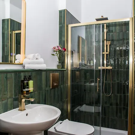 The Historical Harcourt 3*